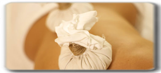 sima-scuola-moderna-integrata-di-ayurveda-corso-ayurveda-estate-2010-massaggio-ayurvedico