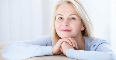 Come affrontare i sintomi iniziali della menopausa con i rimedi naturali