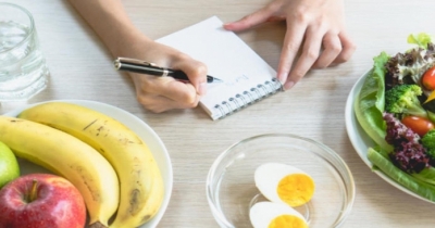 Questi 10 facili trucchi fanno dimagrire senza dieta