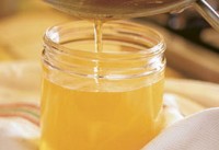 Cucina ayurvedica e ricette ayurvediche: preparazione del ghee o burro chiarificato